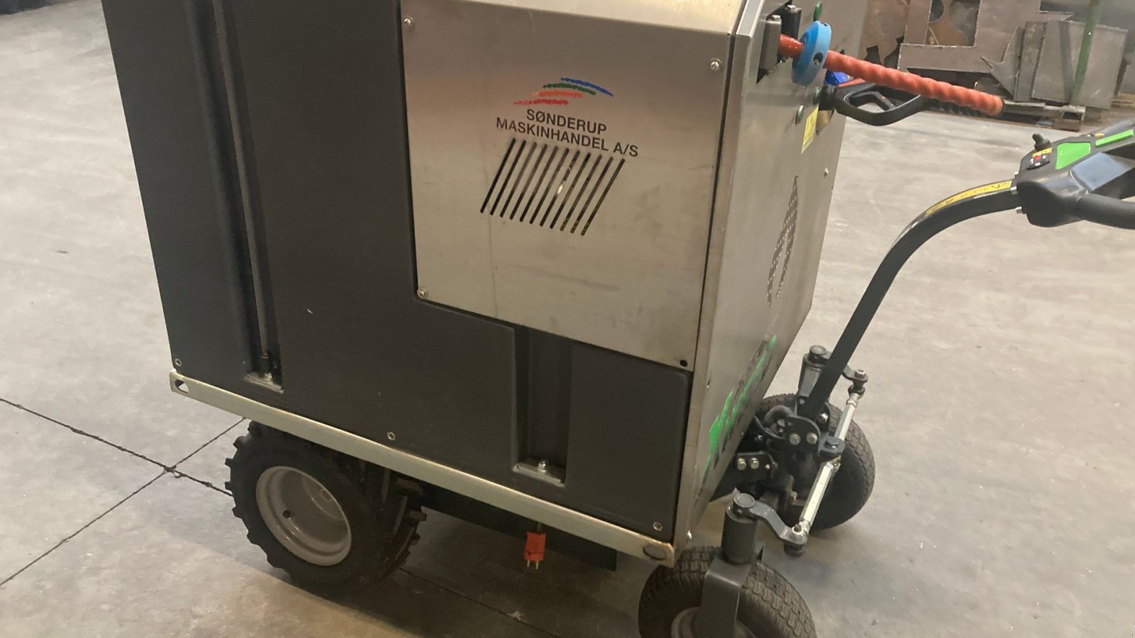 Sonstiges typu Sonstige X-Weed E2 Med Fort El-undervogn, Gebrauchtmaschine v Roskilde (Obrázek 2)