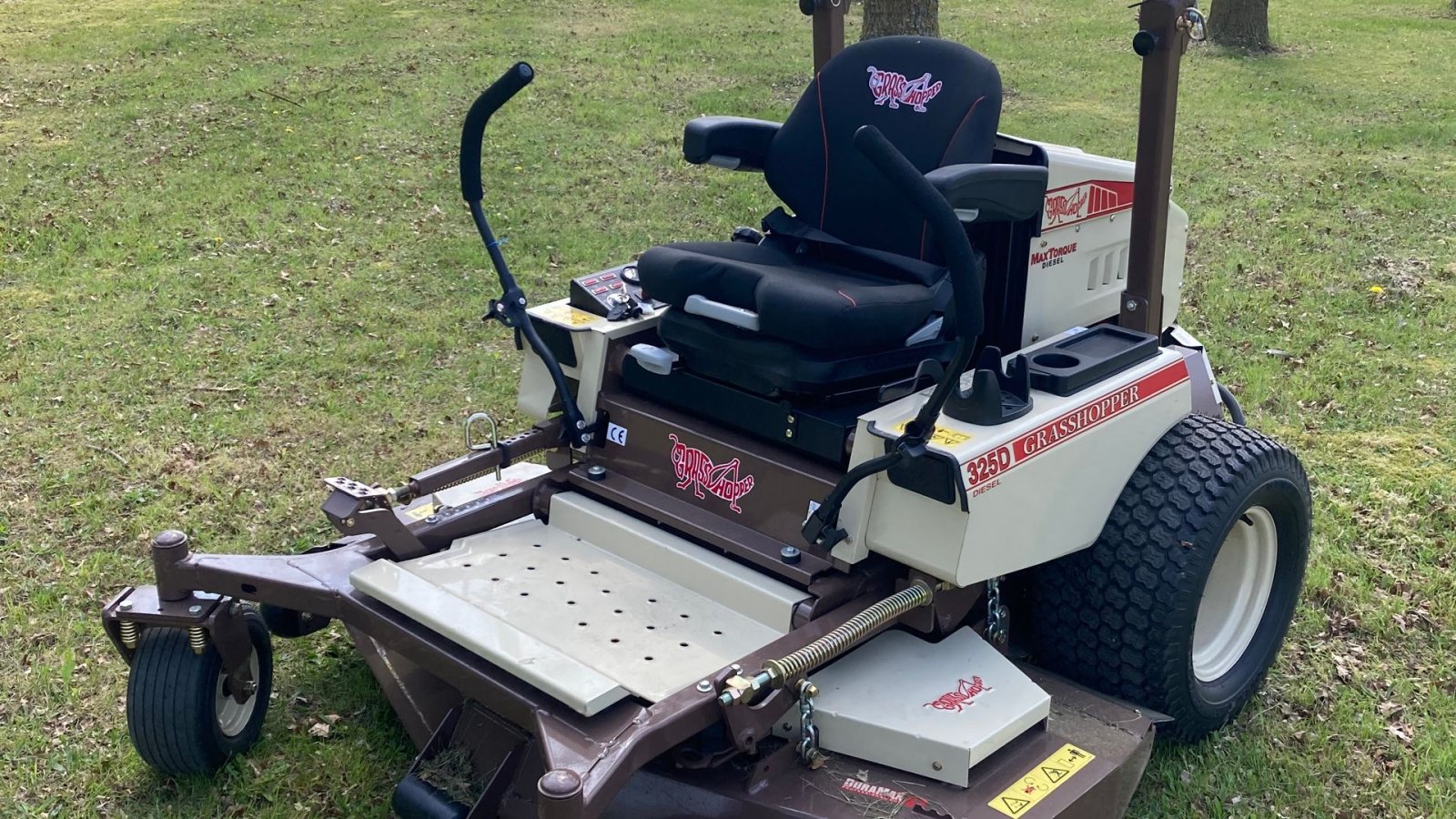 Sonstiges of the type Sonstige Zero Turn 325D, Gebrauchtmaschine in Søllested (Picture 1)