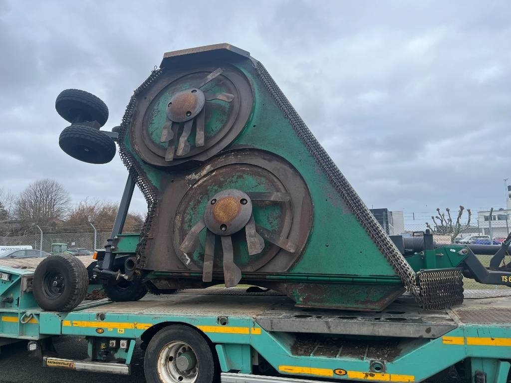 Sonstiges tipa Spearhead multicut 820R, Gebrauchtmaschine u Mern (Slika 1)