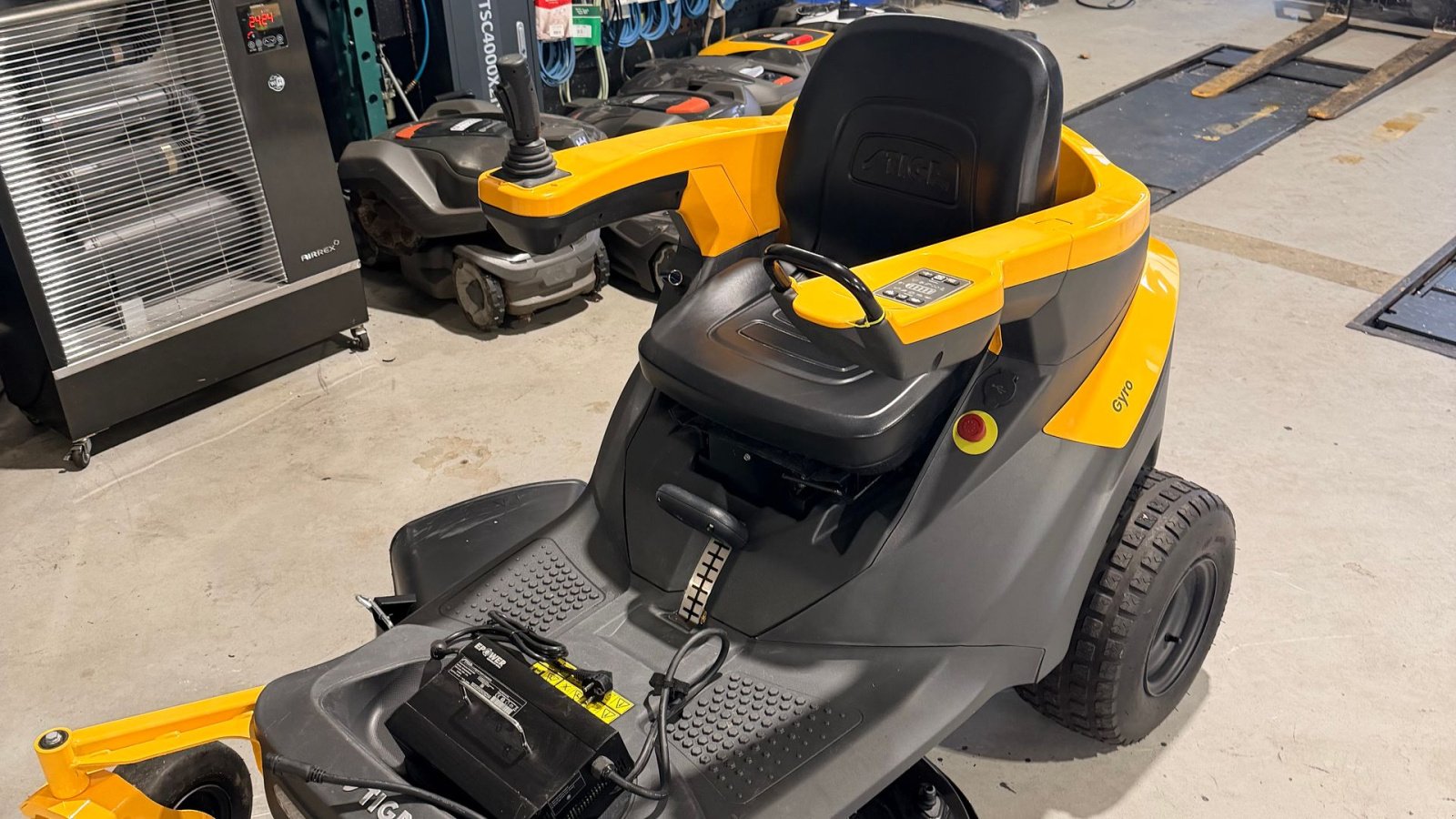 Sonstiges des Typs Stiga Gyro 700e Zero turn, Gebrauchtmaschine in Brørup (Bild 1)