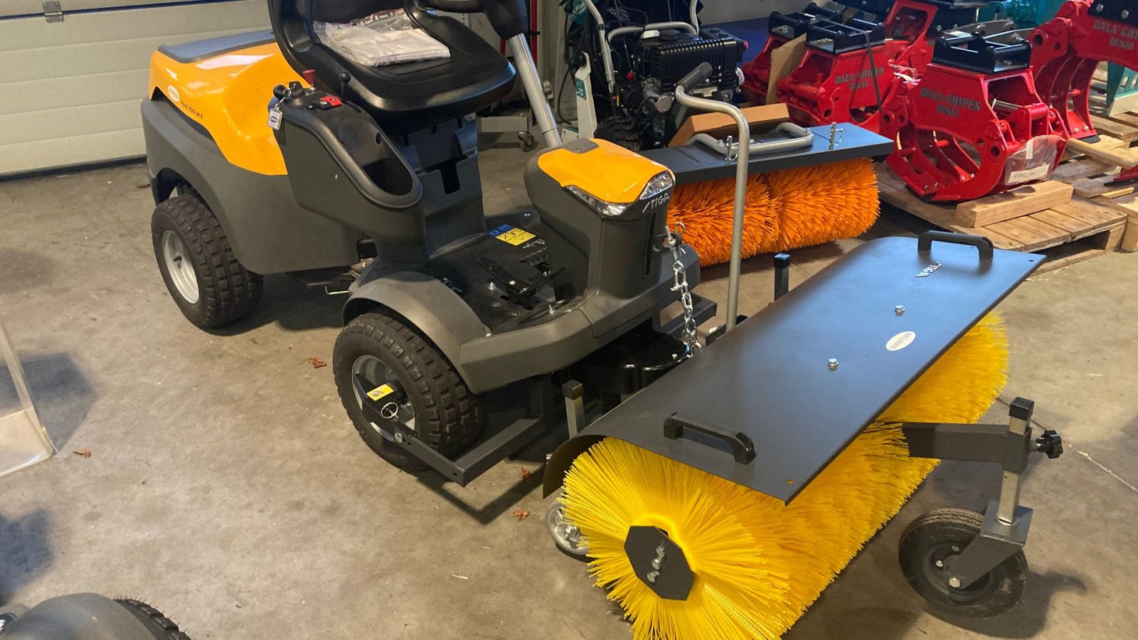 Sonstiges des Typs Stiga Park 700 WX 100 cm fejemaskine, Gebrauchtmaschine in Roskilde (Bild 1)