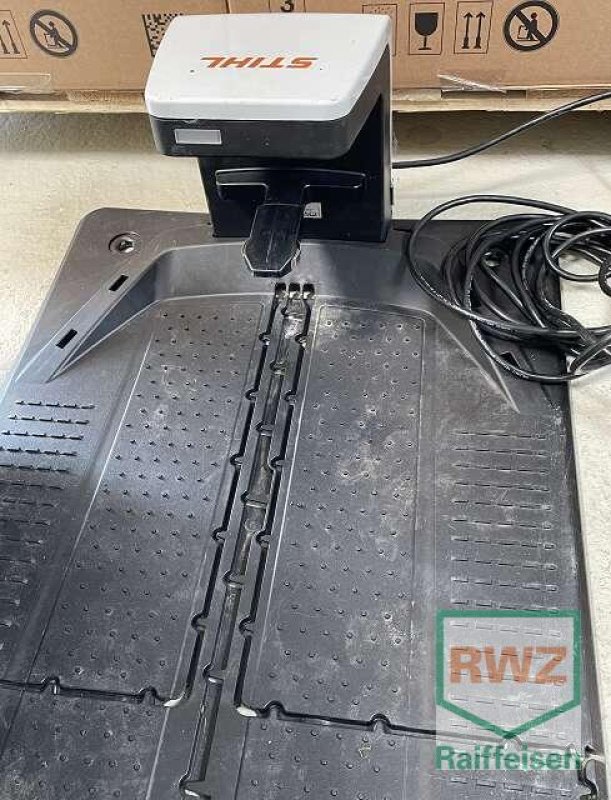 Sonstiges des Typs Stihl STIHL iMOW 5 Mähroboter, Gebrauchtmaschine in Wipperfürth (Bild 6)