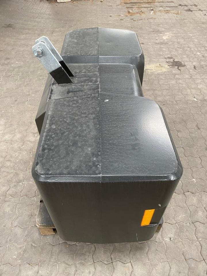 Sonstiges of the type Suer 1300KG FRONTKLODS, Gebrauchtmaschine in Tim (Picture 3)