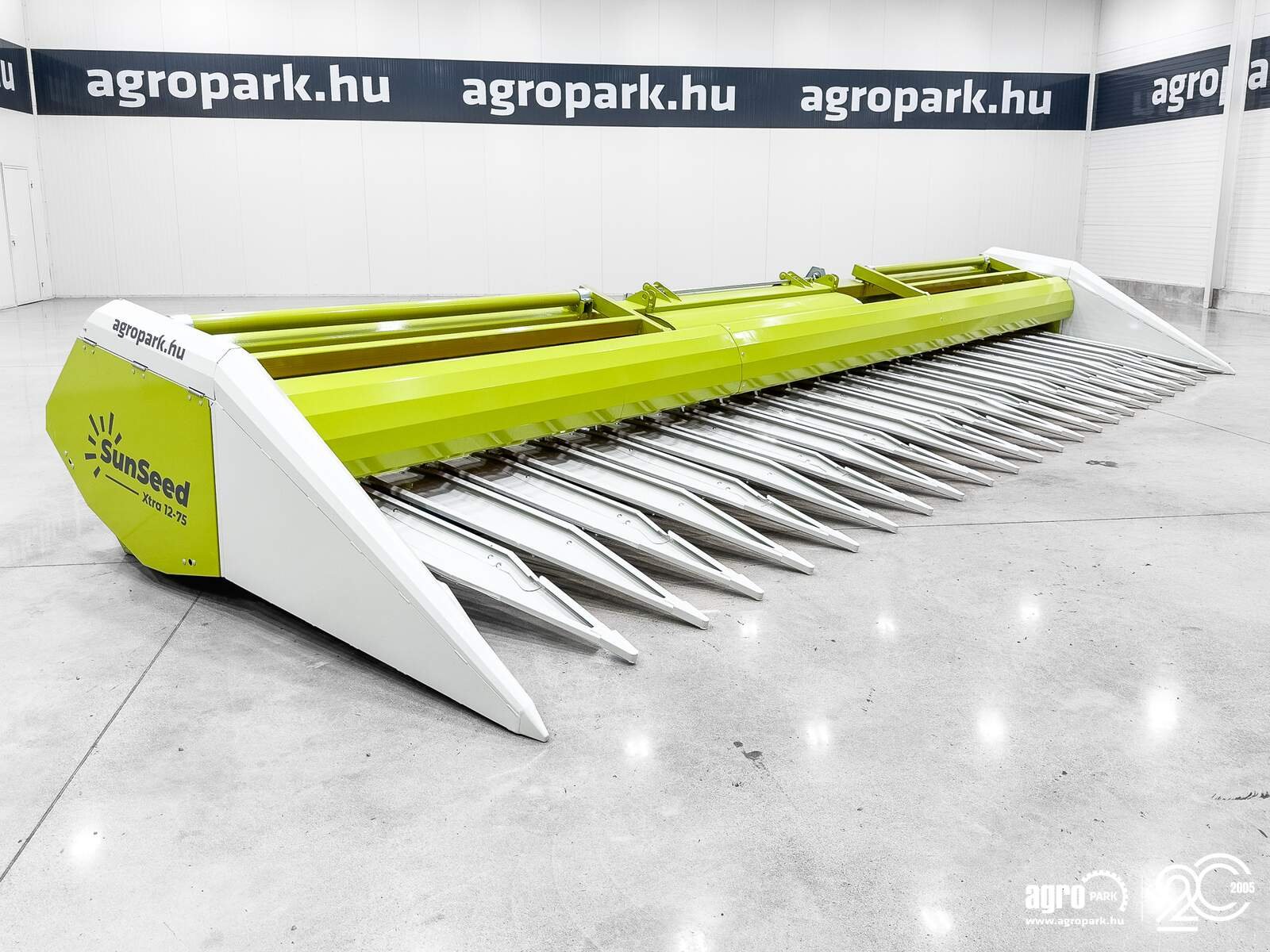 Sonstiges typu SunSeed Xtra 16-75 12 m, 16 row (75 cm), row independent sunflower header (Claas), Gebrauchtmaschine v Csengele (Obrázek 2)