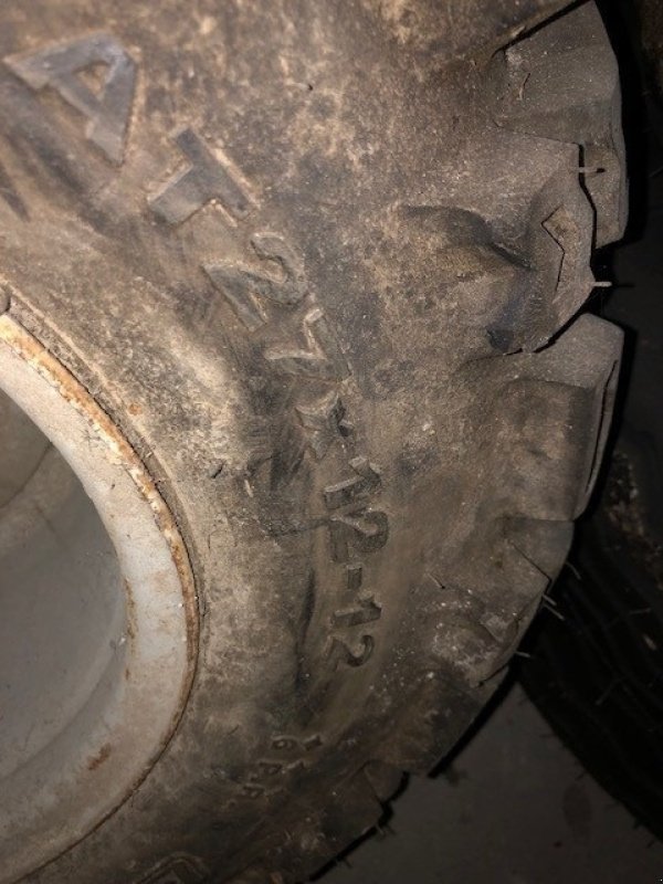 Sonstiges of the type Toyo 27 x 12-12, Gebrauchtmaschine in Gjerlev J. (Picture 3)