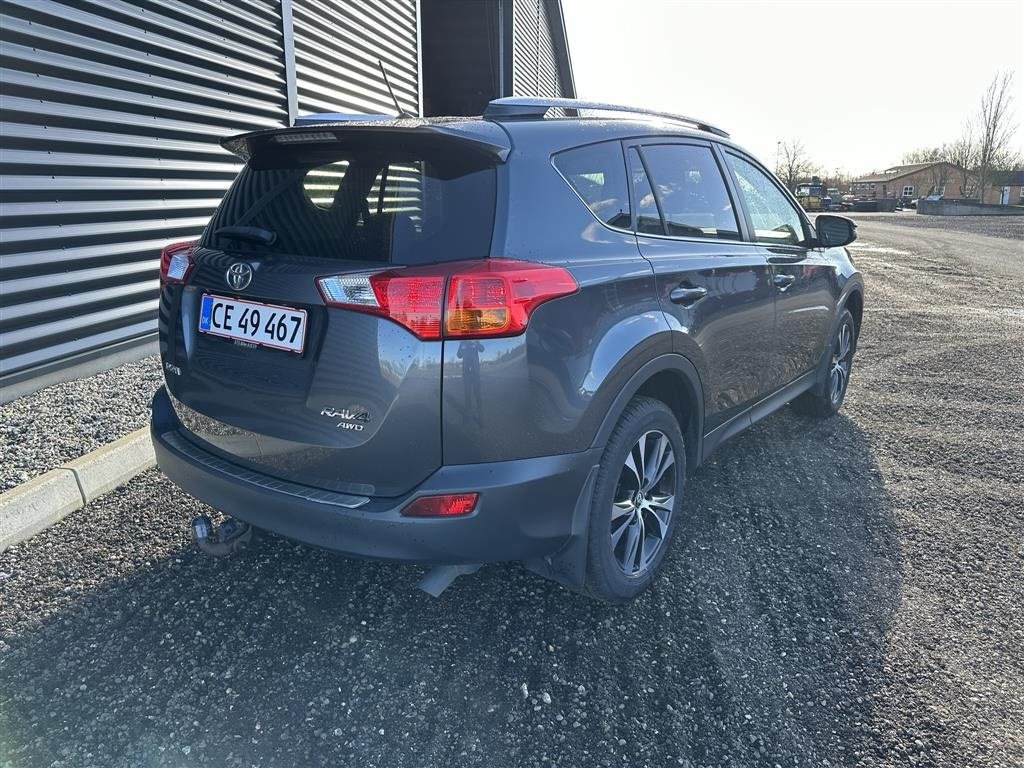 Sonstiges typu Toyota Toyota Rav4 2,2 D4d D-cat 4x4 Aut. MOMSFRI, Gebrauchtmaschine w Holstebro (Zdjęcie 5)