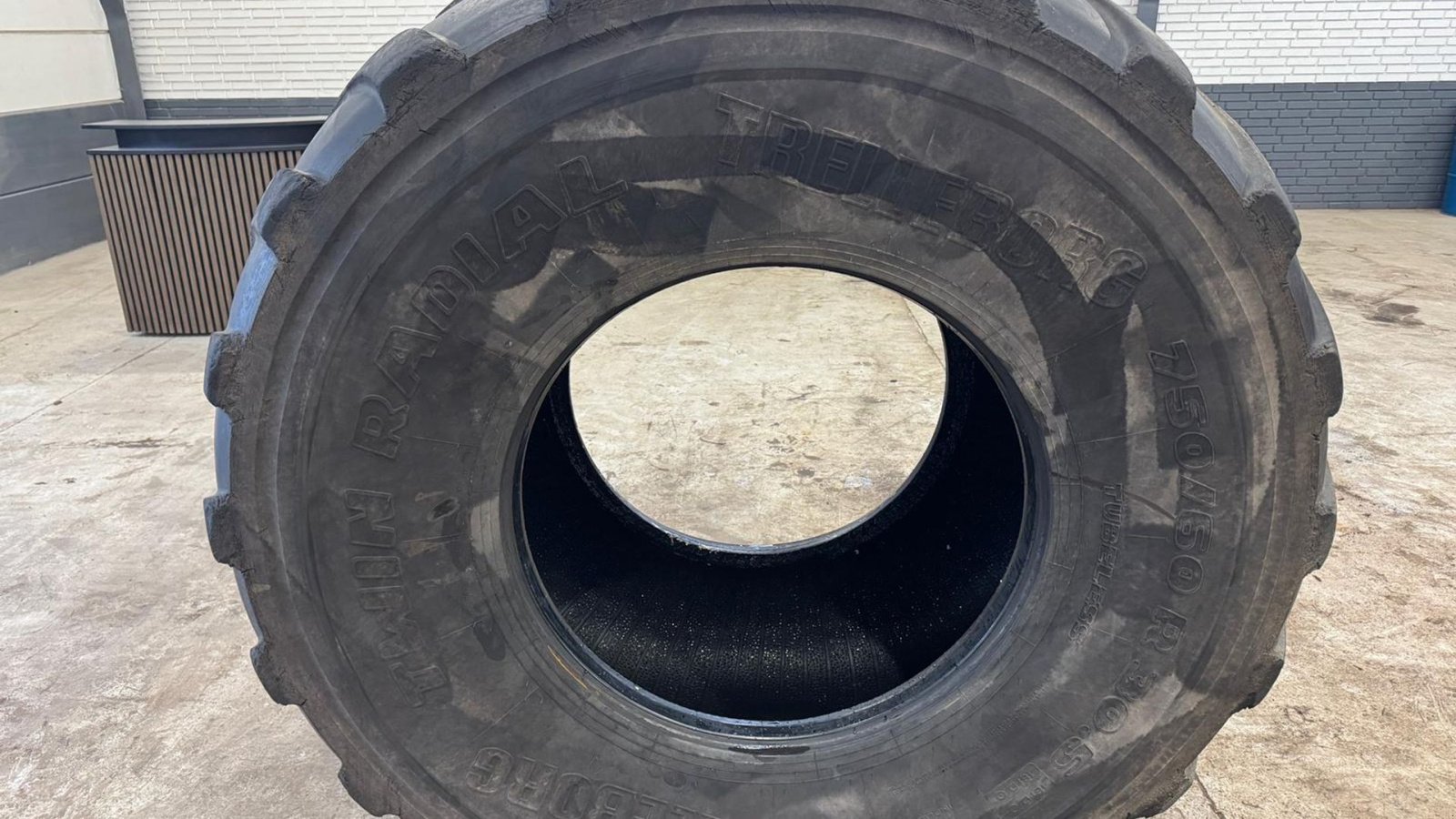 Sonstiges tipa Trelleborg 750/60R30,5 Trelleborg, Gebrauchtmaschine u Haderup (Slika 3)