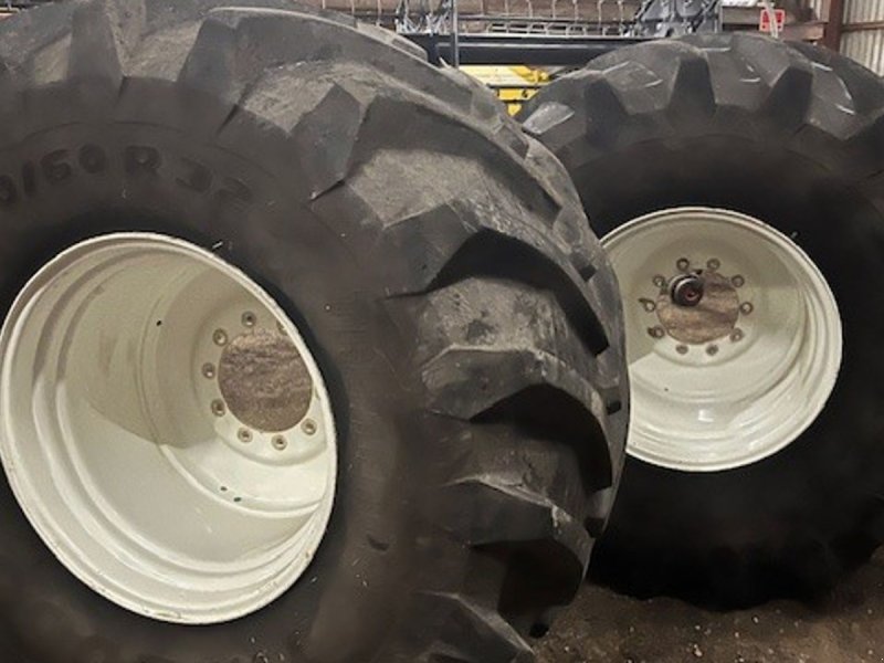 Sonstiges Türe ait Trelleborg 900/60R32  TM2000, Gebrauchtmaschine içinde Skærbæk (resim 1)