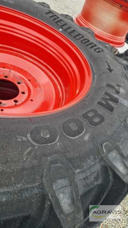 Sonstiges des Typs Trelleborg KR 650/65R38, Neumaschine in Beckum (Bild 5)