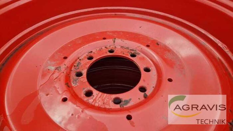 Sonstiges des Typs Trelleborg KR 650/65R38, Neumaschine in Beckum (Bild 6)