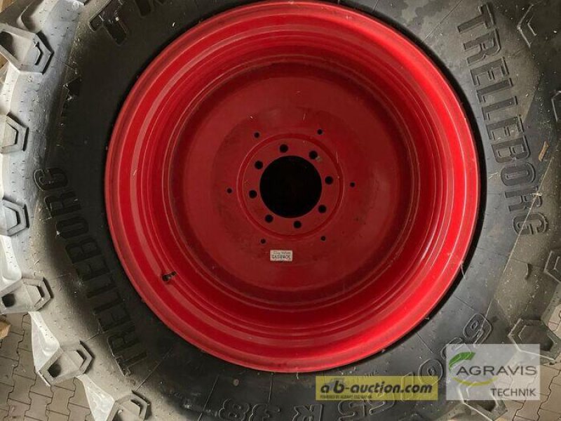 Sonstiges typu Trelleborg KR 650/65R38, Neumaschine v Brakel