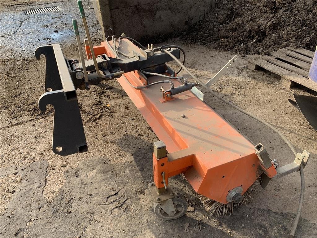 Sonstiges des Typs Tuchel Eco 520-230 m/flydende ophæng / fæste Lille volvo, Gebrauchtmaschine in Tinglev (Bild 3)