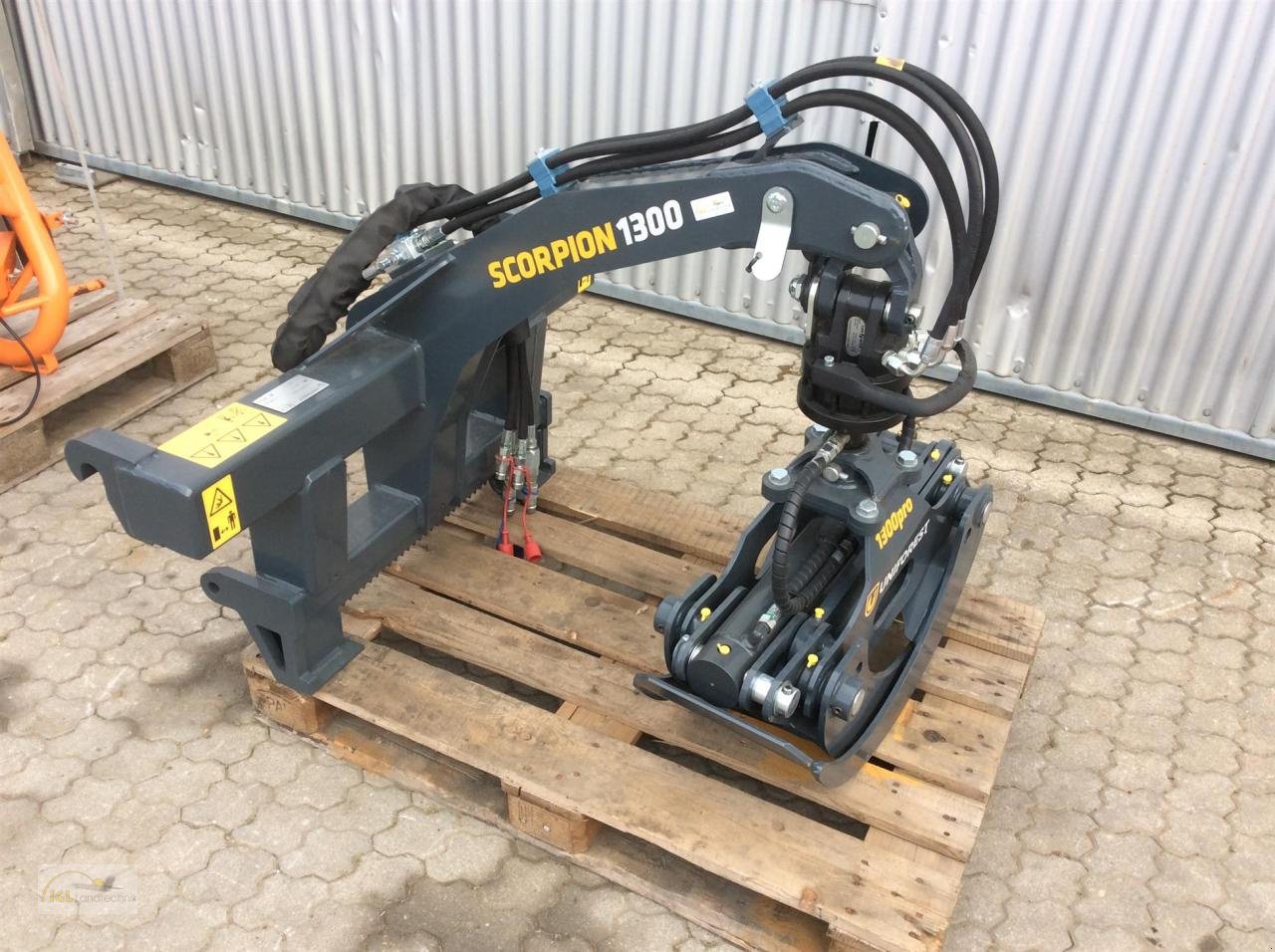 Sonstiges des Typs Uniforest Scorpion 1300 F, Gebrauchtmaschine in Pfreimd (Bild 1)