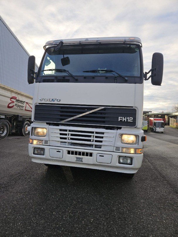 Sonstiges des Typs Volvo FH 12, Gebrauchtmaschine in Hindelbank (Bild 3)