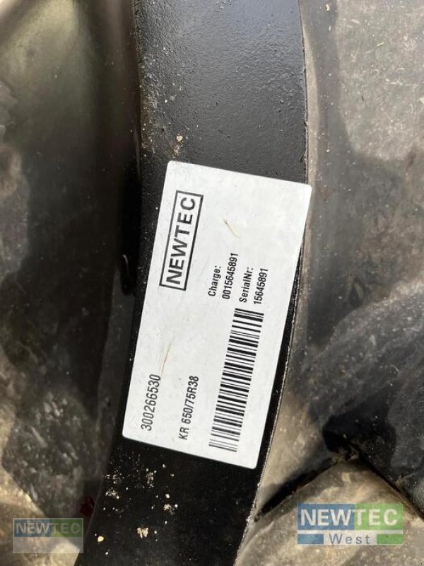 Sonstiges van het type Vredestein KR 650/75R38, Neumaschine in Schwanewede-Brundorf (Foto 7)