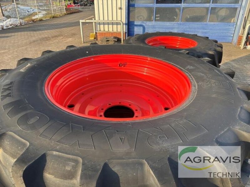 Sonstiges des Typs Vredestein KR 710/70R42 + 600/70 R30, Neumaschine in Meppen-Versen (Bild 6)