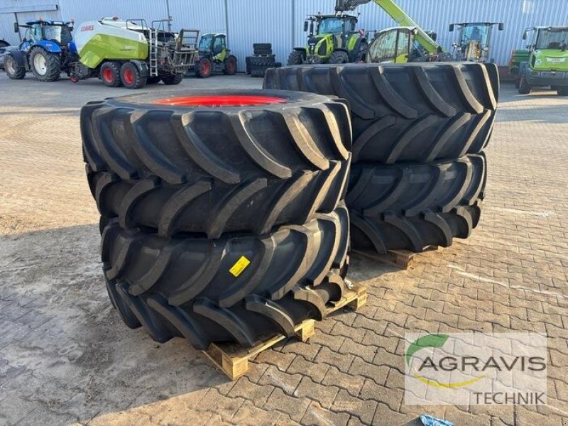Sonstiges des Typs Vredestein KR 710/70R42 + 600/70 R30, Neumaschine in Meppen-Versen (Bild 2)