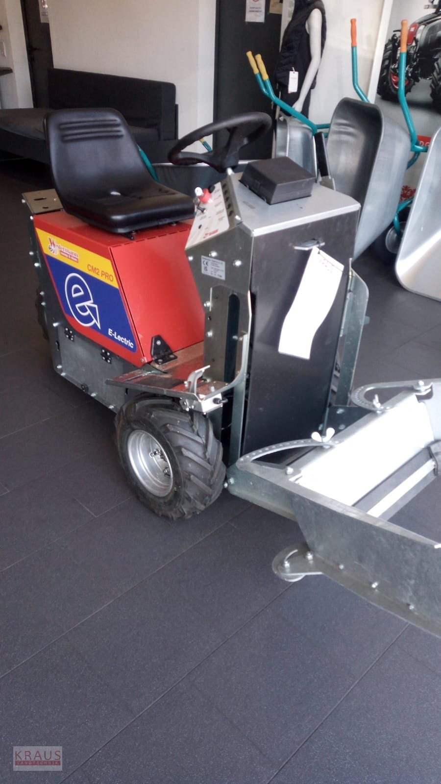 Sonstiges des Typs Westermann CM2 PRO E-Lectric, Neumaschine in Geiersthal (Bild 1)