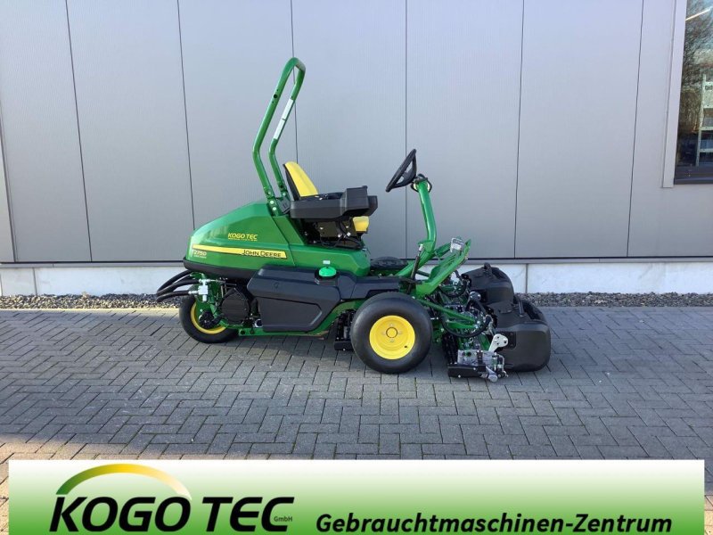 Spindelmäher of the type John Deere 2750 E-CUT Hybrid, Neumaschine in Greven (Picture 1)