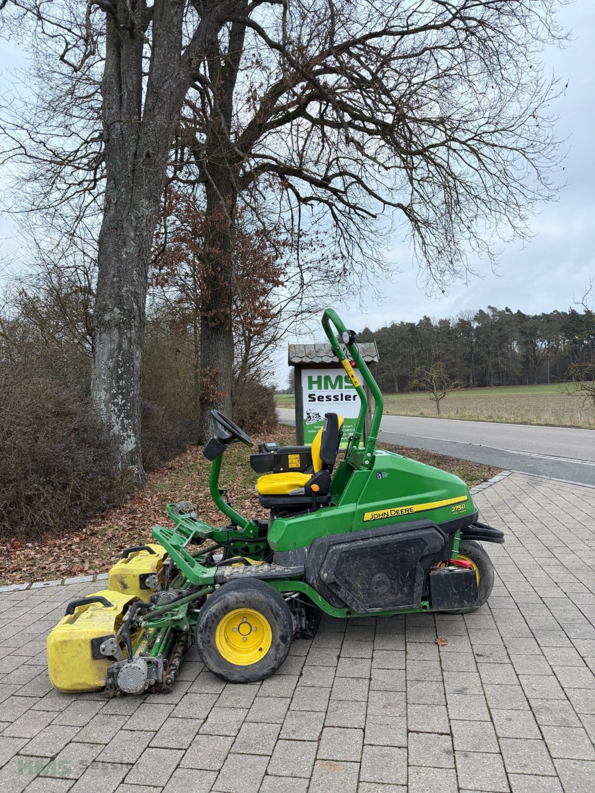 Spindelmäher от тип John Deere 2750 E-Cut Hybrid, Gebrauchtmaschine в Weidenbach (Снимка 1)