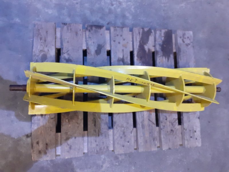 Spindelmäher typu John Deere 305, Gebrauchtmaschine v Hemmet (Obrázek 4)