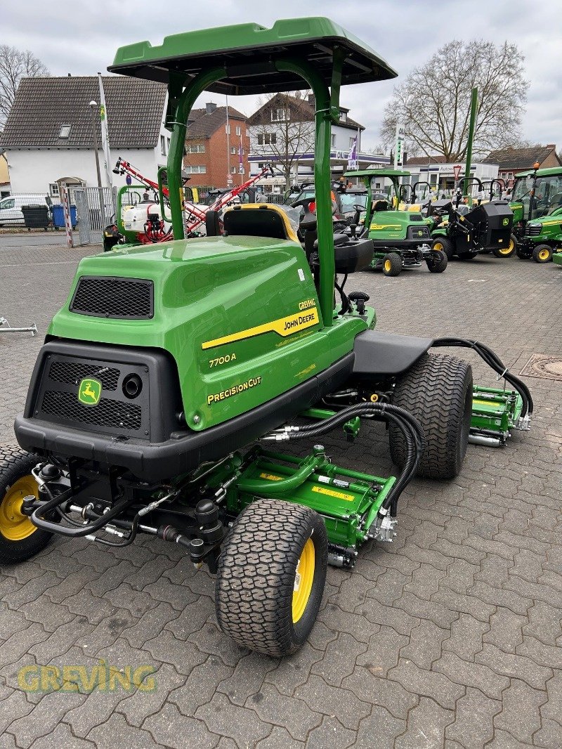 Spindelmäher des Typs John Deere 7700A, Neumaschine in Wesseling-Berzdorf (Bild 4)