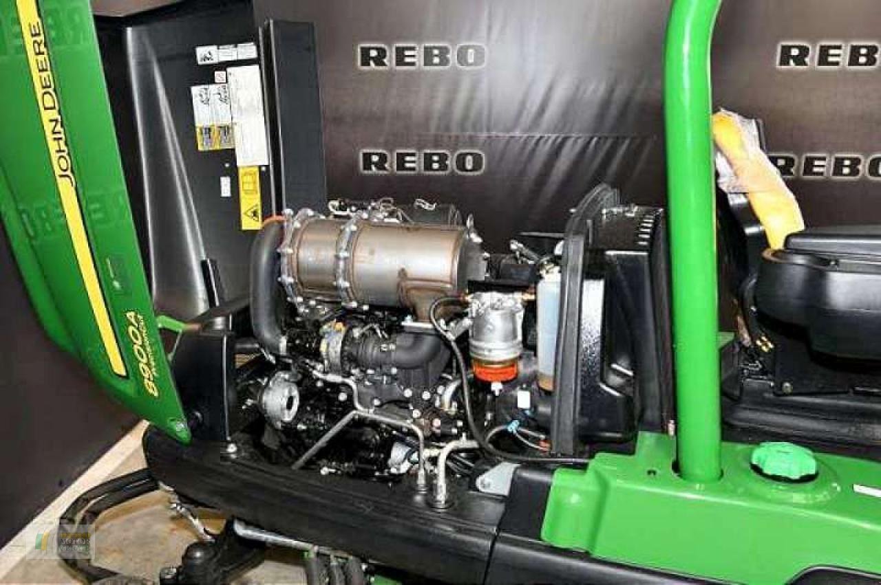 Spindelmäher des Typs John Deere 8900A PRECISIONCUT G, Neumaschine in Cloppenburg (Bild 5)