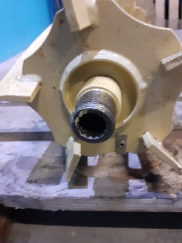 Spindelmäher of the type John Deere 900, Gebrauchtmaschine in Hemmet (Picture 3)