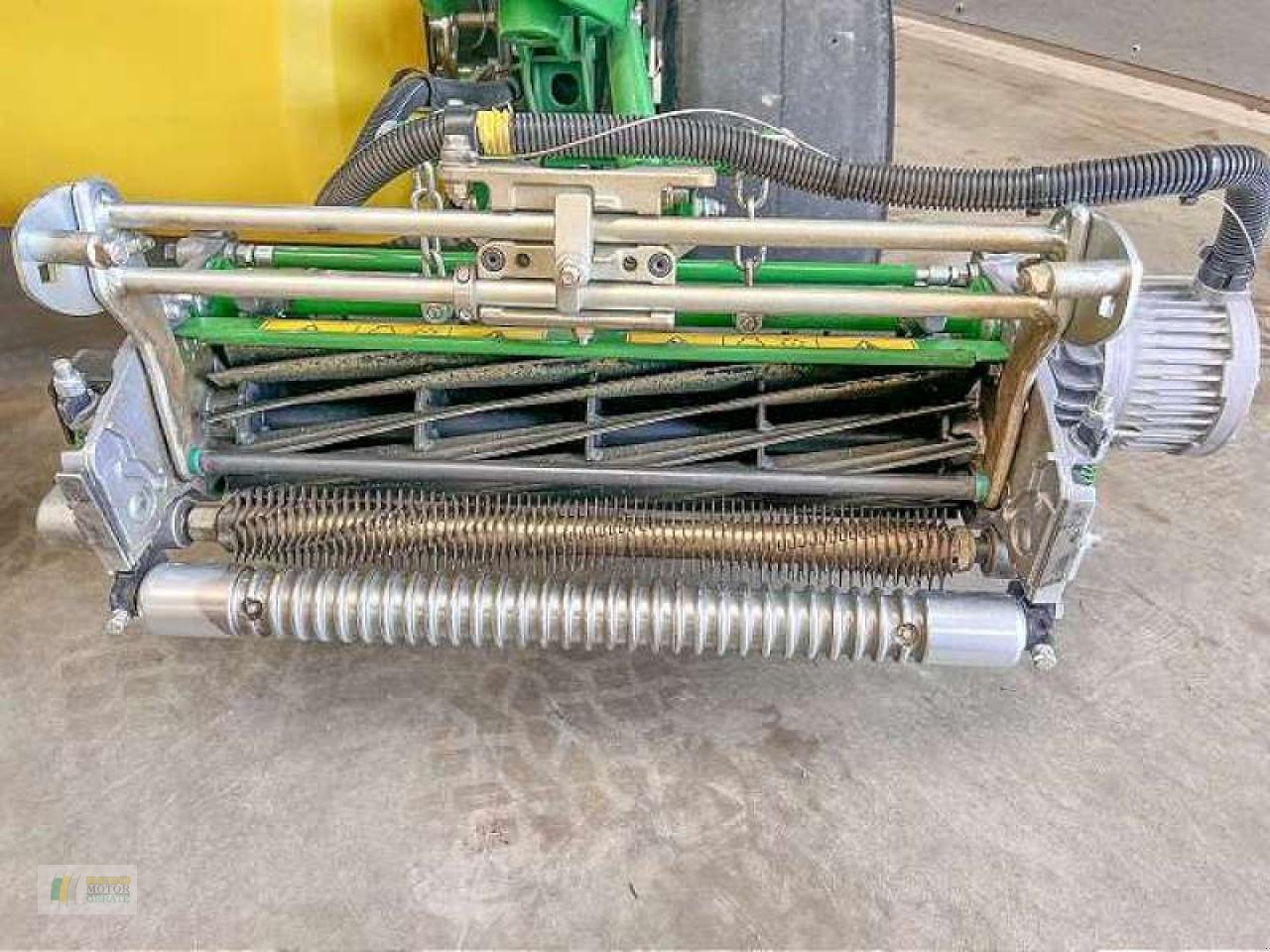 Spindelmäher des Typs John Deere HYBRID-TRIPLEXMÄHER, Neumaschine in Cloppenburg (Bild 3)