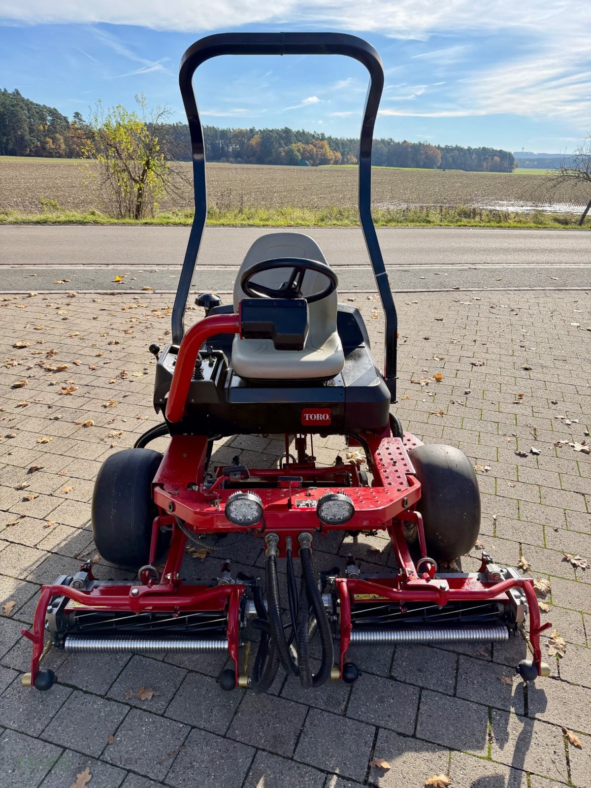 Spindelmäher van het type Toro Greensmaster 3250D, Gebrauchtmaschine in Weidenbach (Foto 3)