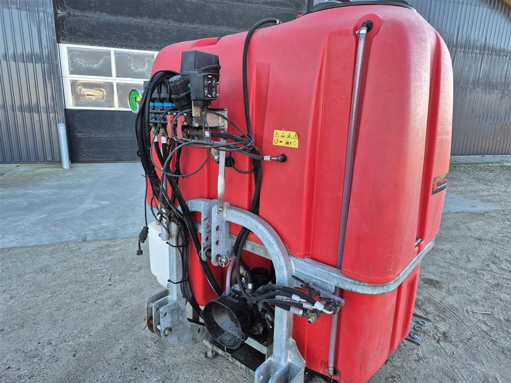 Sprühgerät от тип DRAGONE AZ 2 1200 L, Gebrauchtmaschine в Skærbæk (Снимка 4)