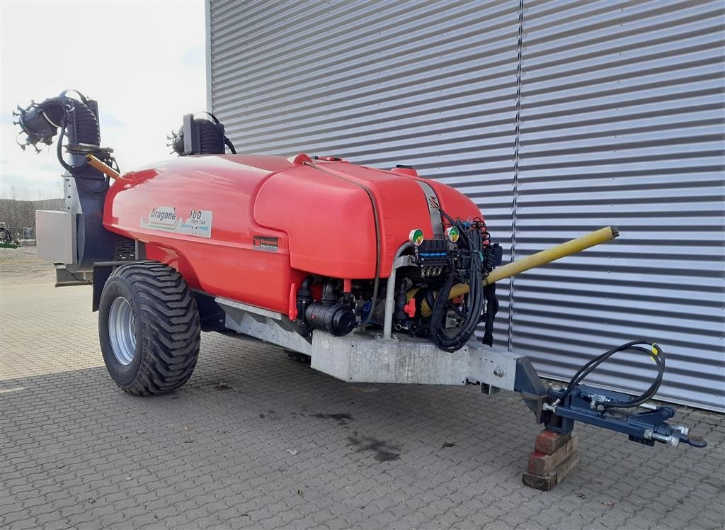 Sprühgerät от тип DRAGONE AZ2 5000 lt., Gebrauchtmaschine в Horsens (Снимка 1)