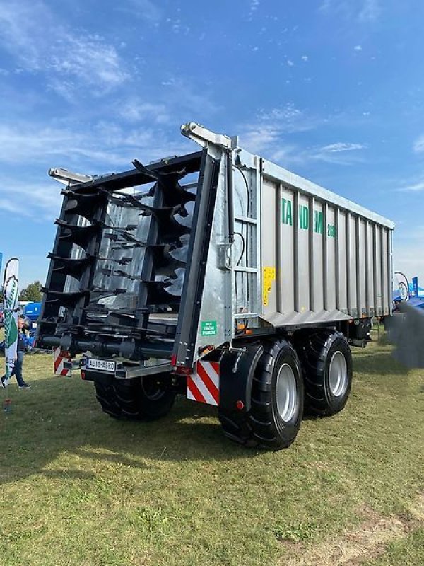Stalldungstreuer typu Auto-Agro Tandem-Mistreuer / manure spreader, Neumaschine v Michałowo (Obrázek 2)