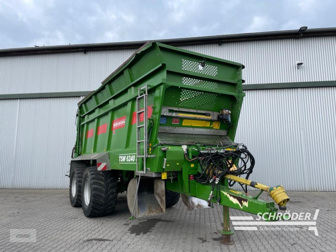 Stalldungstreuer des Typs Bergmann TSW 6240 S, Gebrauchtmaschine in Wildeshausen (Bild 1)