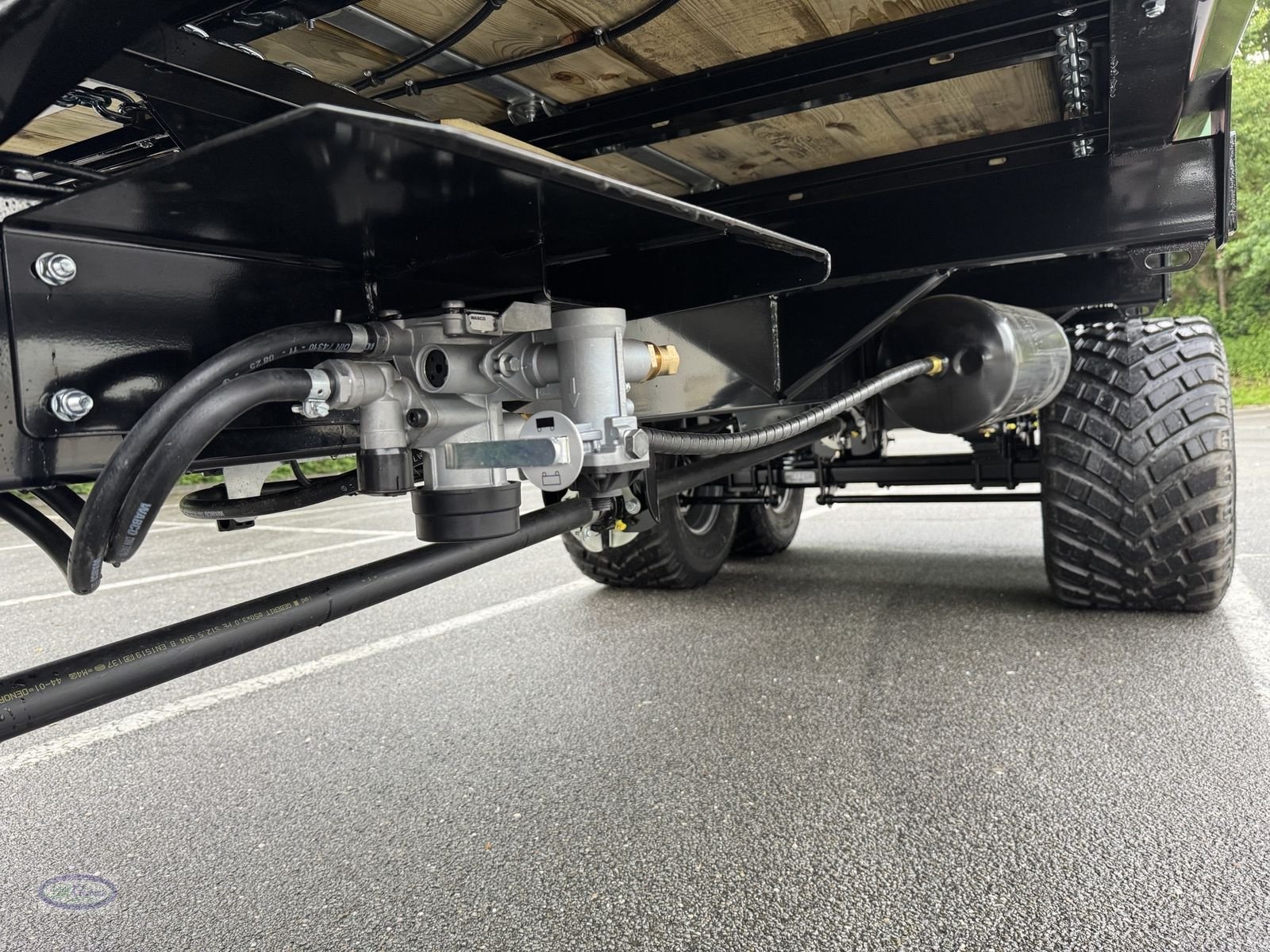 Stalldungstreuer des Typs Brantner TA 12050 Power Spread +, Neumaschine in Münzkirchen (Bild 18)