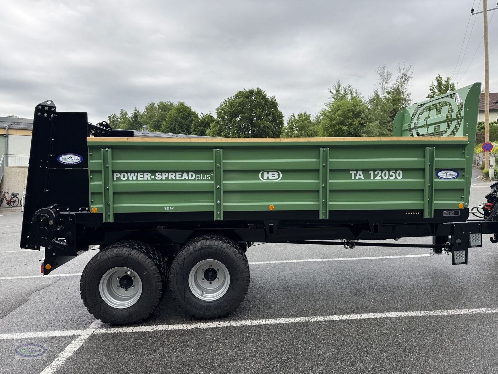 Stalldungstreuer des Typs Brantner TA 12050 Power Spread +, Neumaschine in Münzkirchen (Bild 8)