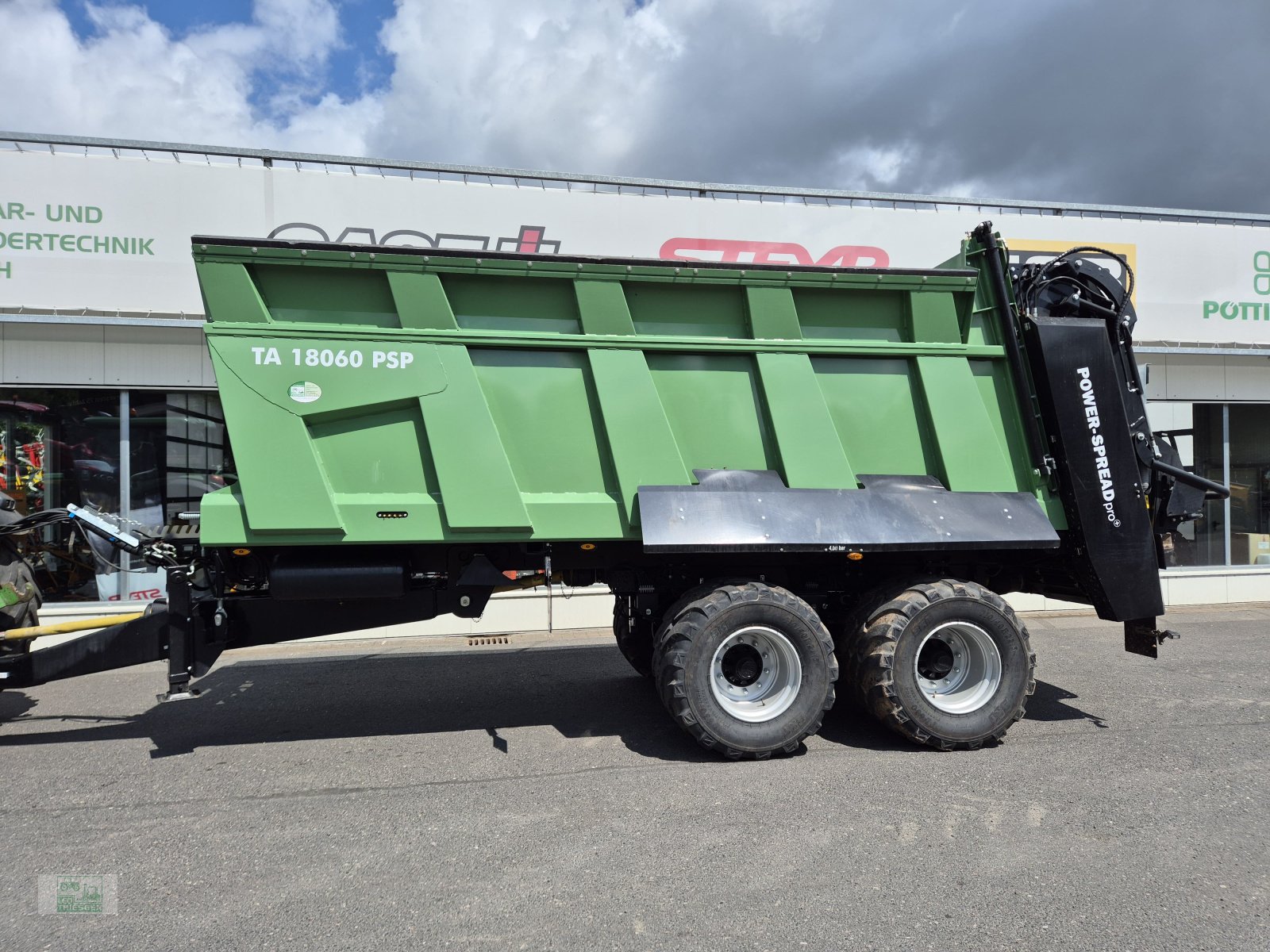 Stalldungstreuer des Typs Brantner TA18060 PSP, Neumaschine in Steiningen b. Daun (Bild 1)