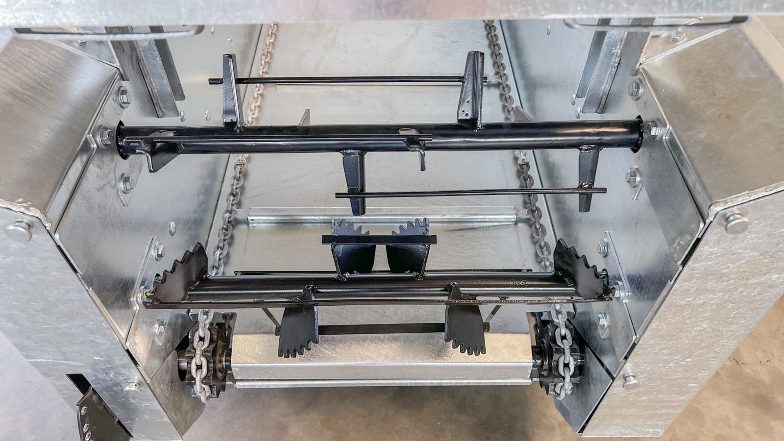 Stalldungstreuer del tipo CYNKOMET Miststreuer N-200 DZIK / Manure spreader, Neumaschine In Michałowo (Immagine 6)