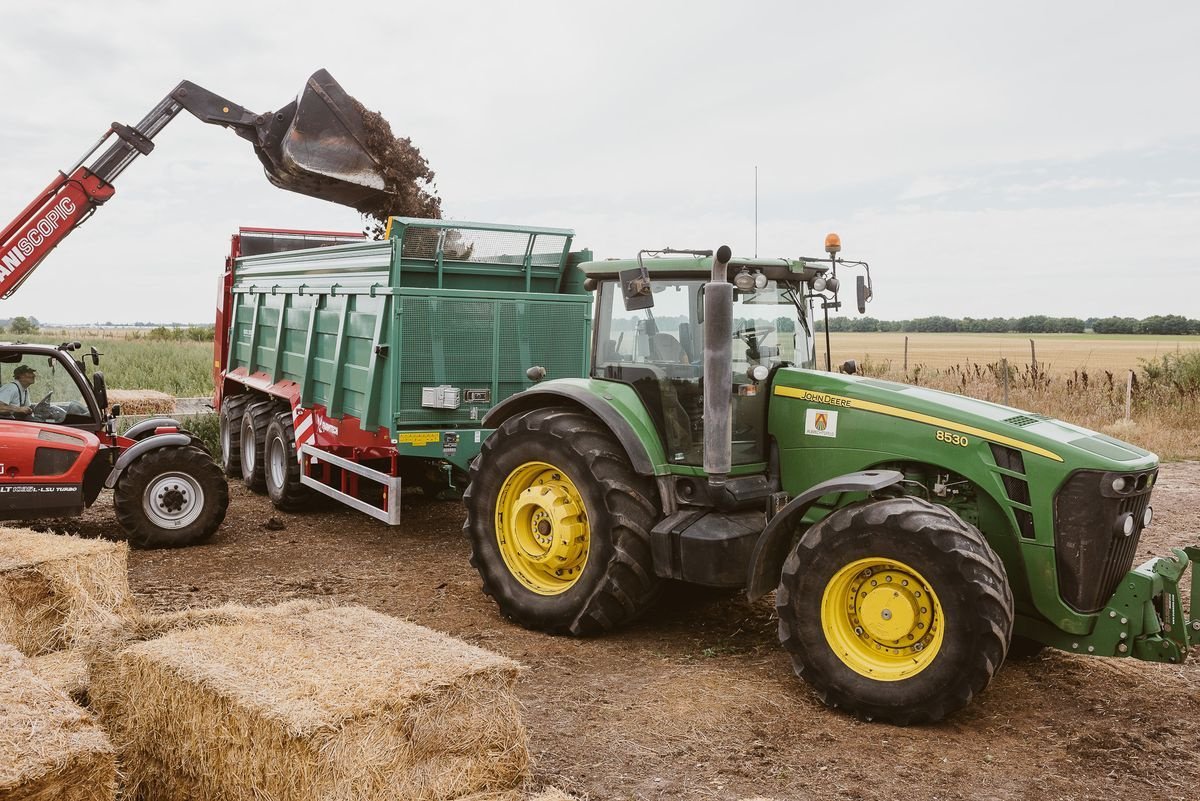 Stalldungstreuer des Typs Farmtech FORTIS 3000, Neumaschine in Rovisce (Bild 2)