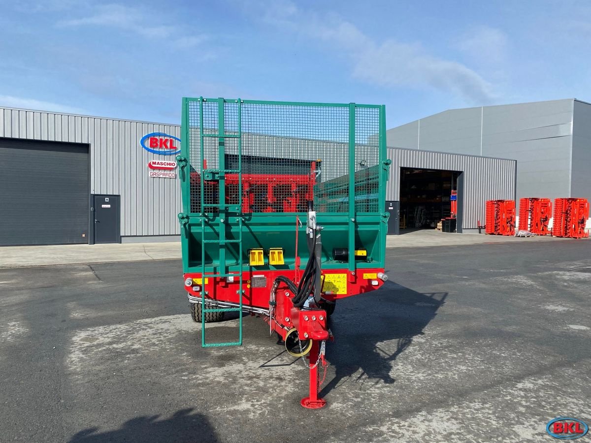 Stalldungstreuer des Typs Farmtech Superfex 600, Neumaschine in Rovisce (Bild 12)