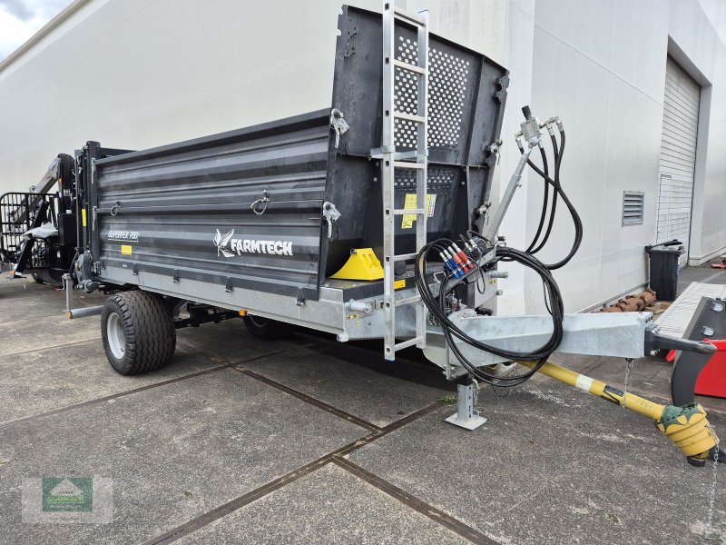 Stalldungstreuer Türe ait Farmtech SUPERFEX 700, Gebrauchtmaschine içinde Klagenfurt (resim 1)