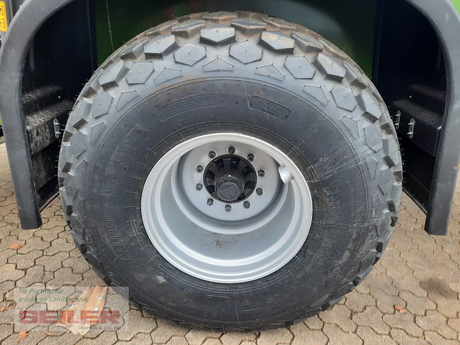 Stalldungstreuer des Typs Fliegl KDS 120 JUNIOR XL 12m³, Neumaschine in Ansbach (Bild 10)