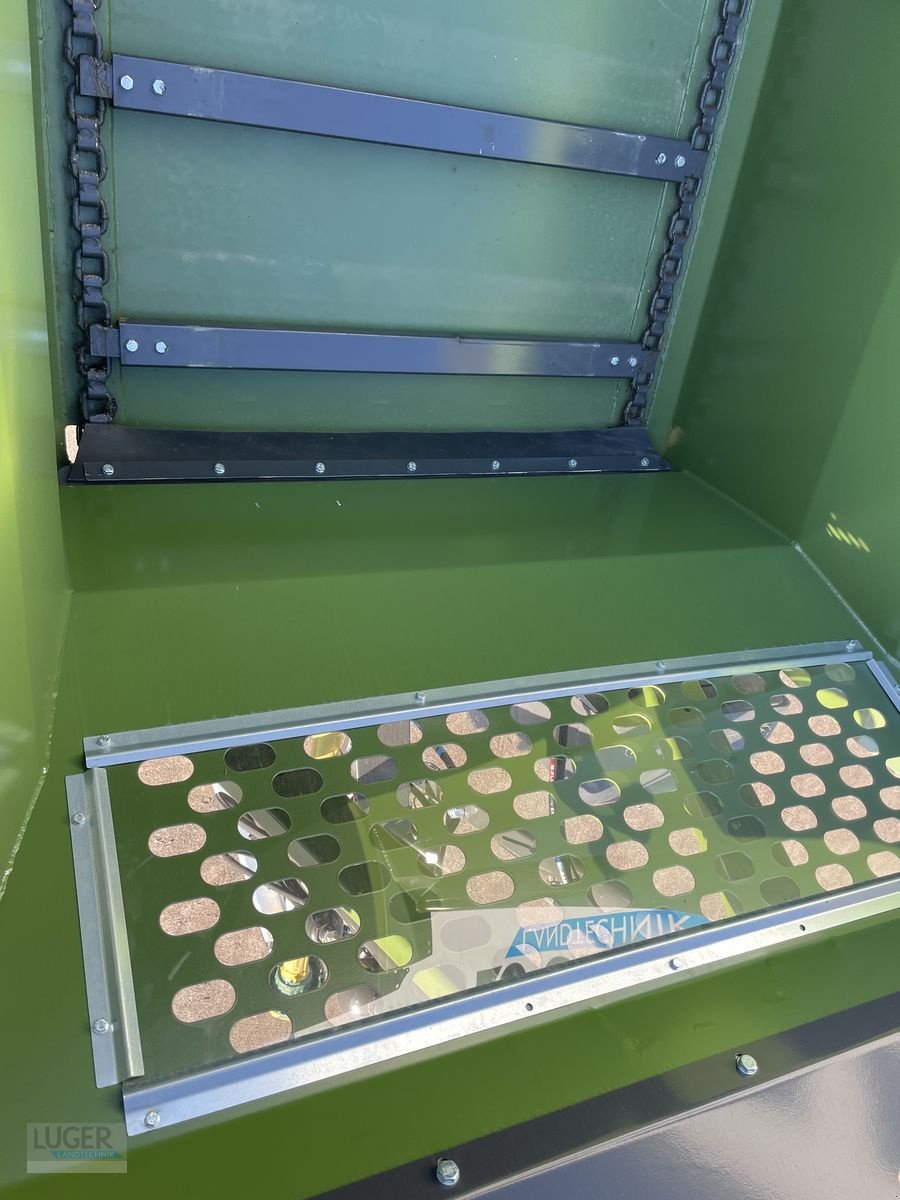 Stalldungstreuer typu Fliegl KDS 120, Neumaschine v Niederkappel (Obrázek 9)