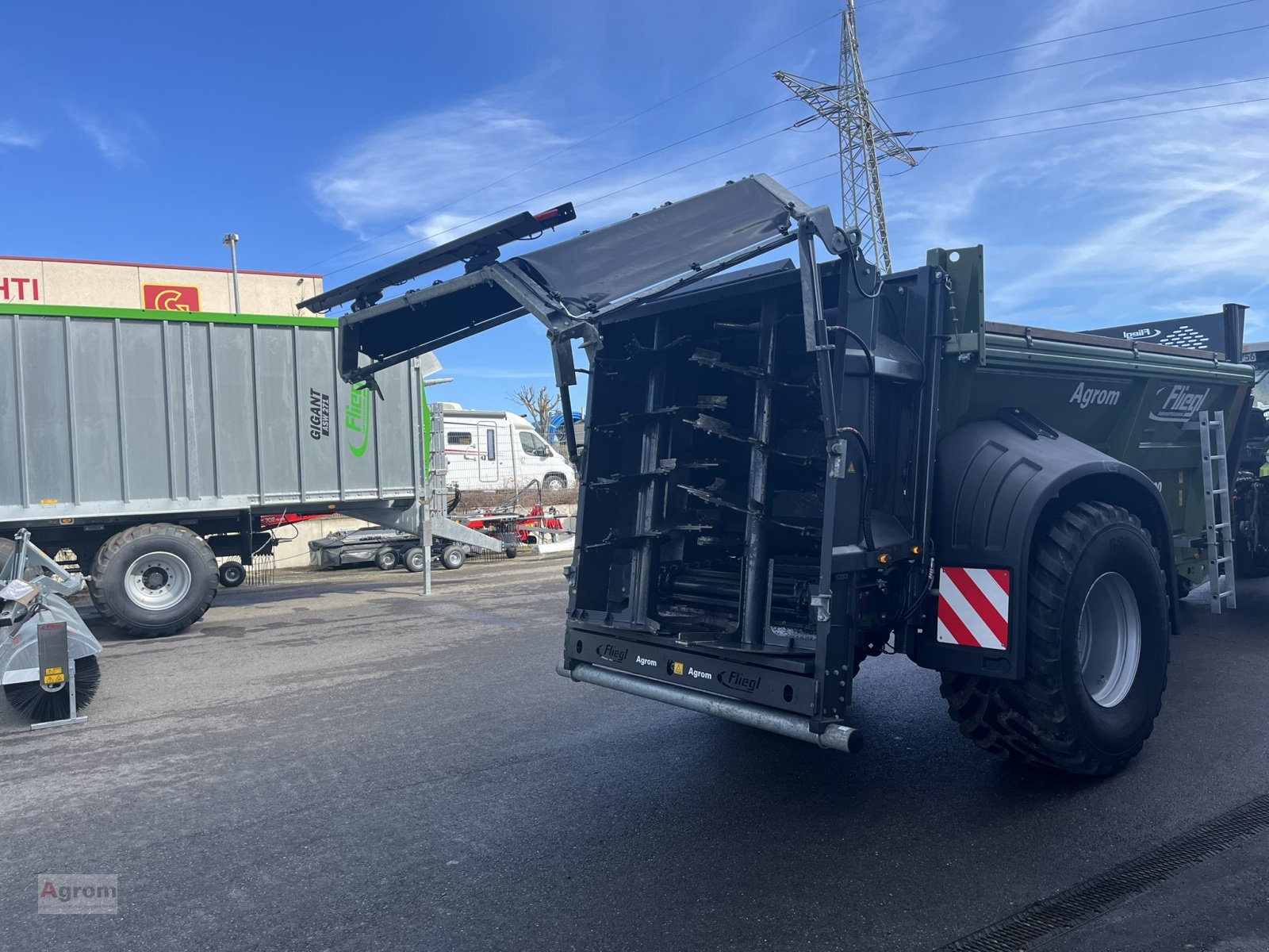 Stalldungstreuer del tipo Fliegl KDS 120, Gebrauchtmaschine In Herrenberg-Gültstein (Immagine 2)