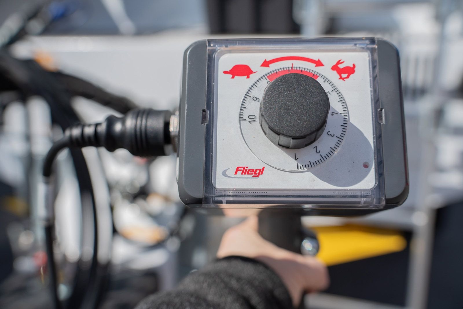 Stalldungstreuer des Typs Fliegl KDS 255 muck control 50 Jahre Limited Edition, Neumaschine in Wallern (Bild 13)