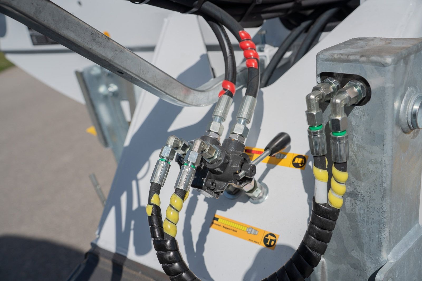 Stalldungstreuer des Typs Fliegl KDS 255 muck control 50 Jahre Limited Edition, Neumaschine in Wallern (Bild 2)