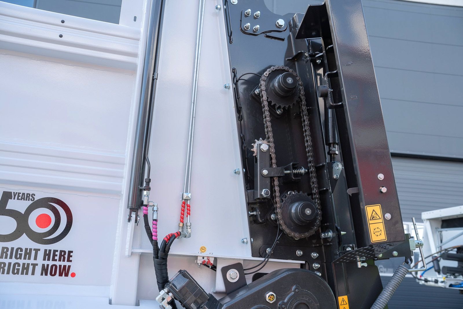 Stalldungstreuer des Typs Fliegl KDS 255 muck control 50 Jahre Limited Edition, Neumaschine in Wallern (Bild 11)