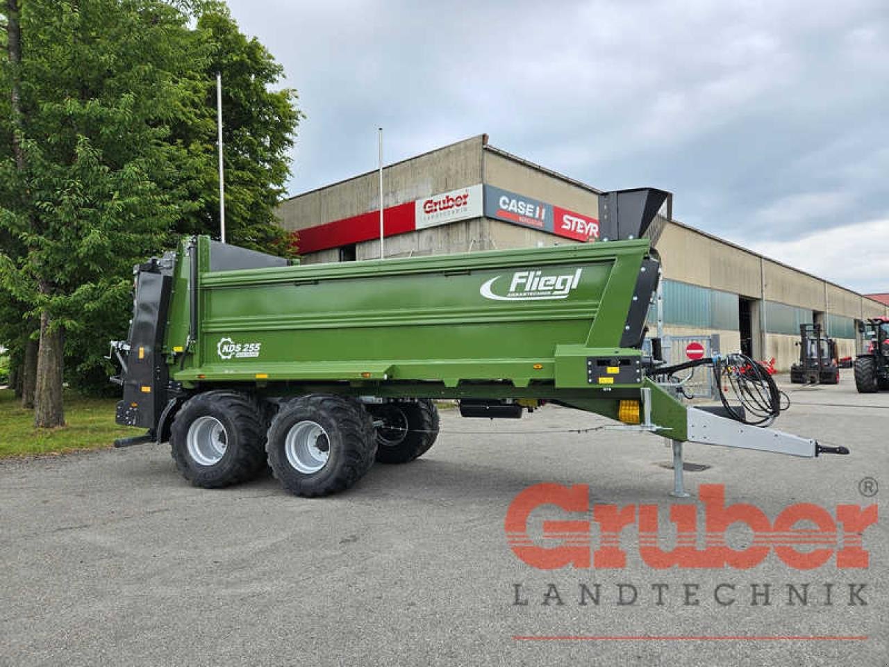 Stalldungstreuer del tipo Fliegl KDS 255 muckcontrol Tandem, Neumaschine In Ampfing (Immagine 1)