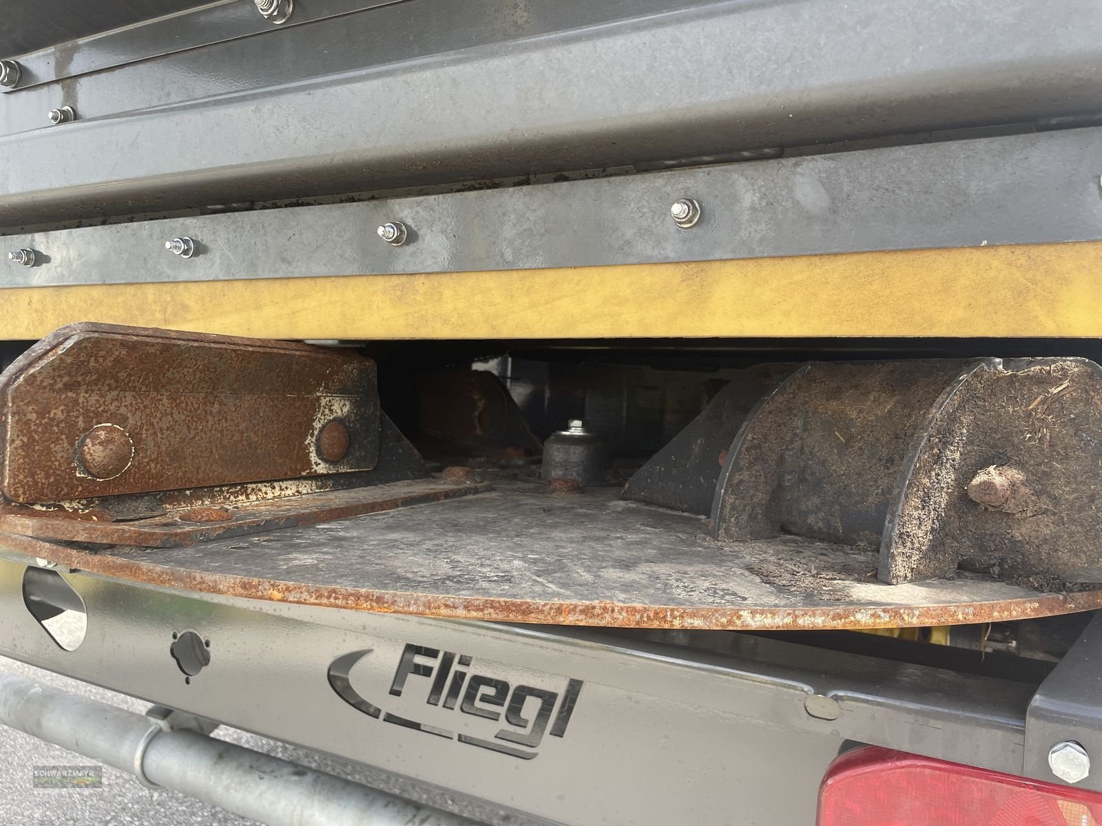 Stalldungstreuer Türe ait Fliegl KDS 260 MuckControl, Vorführmaschine içinde Gampern (resim 15)