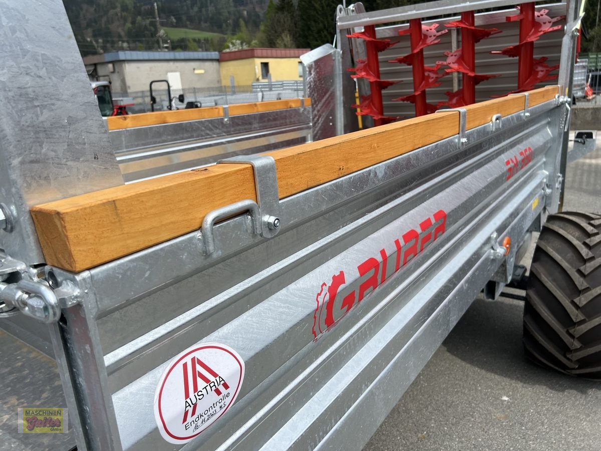 Stalldungstreuer des Typs Gruber SM 350T, Neumaschine in Kötschach (Bild 16)
